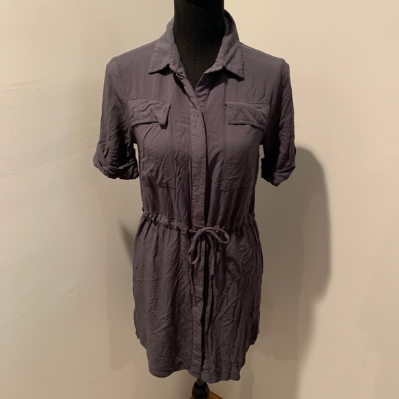 Topshop Button Front Short Sleeve Shirt Dress in Charcoal size 4 - Picture 2 of 7